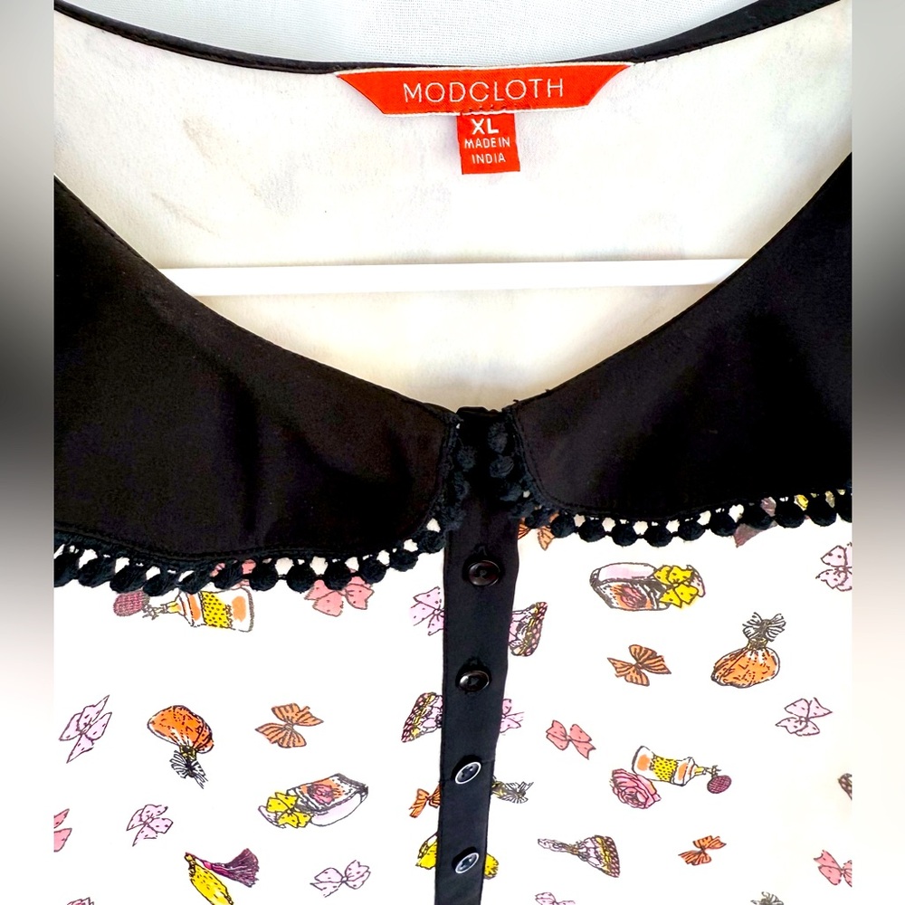 ModCloth Perfume Bottle Pleated Dress black collar trimmed with Pom poms - Picture 6 of 8